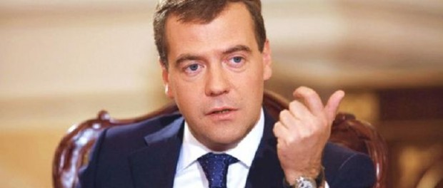 Медведев согласился на отмену НДПИ для ряда нефтяных компаний Медведев согласился на отмену НДПИ для ряда нефтяных компаний