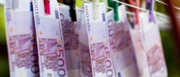 Россияне могут попасть под антиотмывочный закон ЕС Россияне могут попасть под антиотмывочный закон ЕС