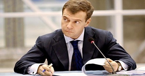 Медведев утвердил скидку на газ для Украины Медведев утвердил скидку на газ для Украины