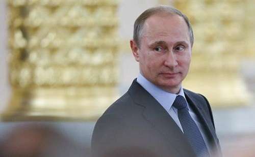 Владимиром Путиным довольны  89%  россиян