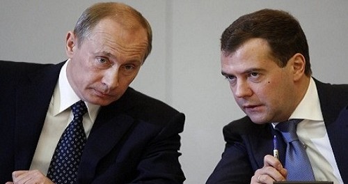 Путин и Медведев согласовали объединение ФАС и ФСТ Путин и Медведев согласовали объединение ФАС и ФСТ