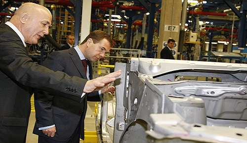 GM не может договориться с российскими дилерами GM не может договориться с российскими дилерами