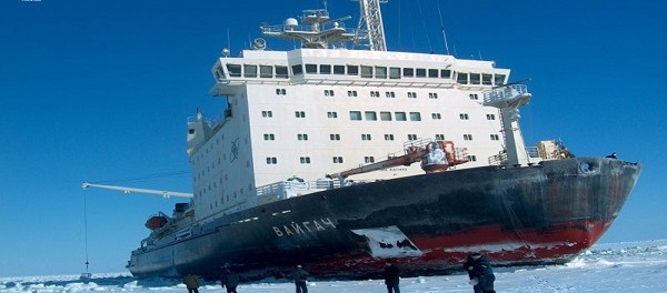 Девальвация рубля мешает ОСК достроить ЛК-25 в Германии Девальвация рубля мешает ОСК достроить ЛК-25 в Германии