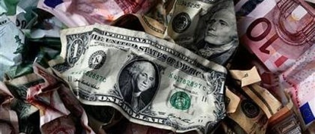 Bloomberg назвал валюты, готовые рухнуть Bloomberg назвал валюты, готовые рухнуть